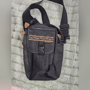 Vintage Eastsport Stylish Black Crossbody Bag